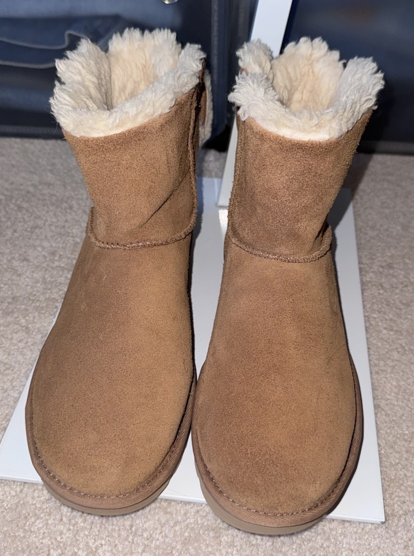 UGG Short Shearling Bow Mini Shearling Boots in C… - image 1