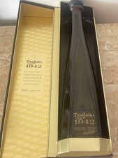 Don Julio 1942, Caja de Exhibición con Botella Vacía Tequila Anejo Producción Limitada