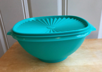Tupperware Servalier Bowl 8 Cups Aqua Blue Brand New