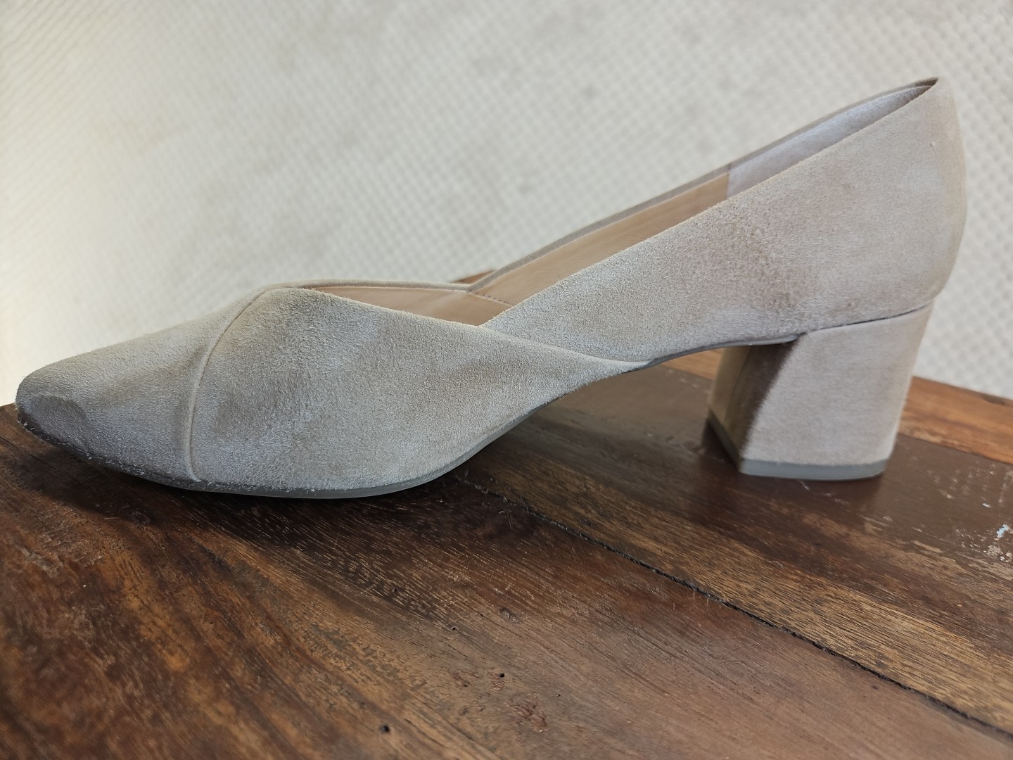 Paul Green Santziege Champagne Beige Suede Super Soft Heel Classic Women's 7