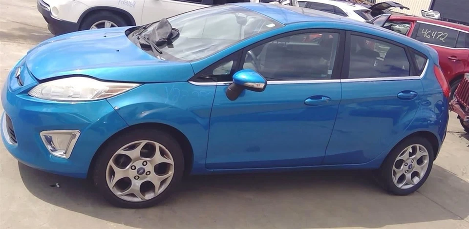 11 2012 13 14 15 16 17-19 Ford Fiesta Fuel Filler Door Round Gas Cap in Z9 Blue Foto 4 de 4