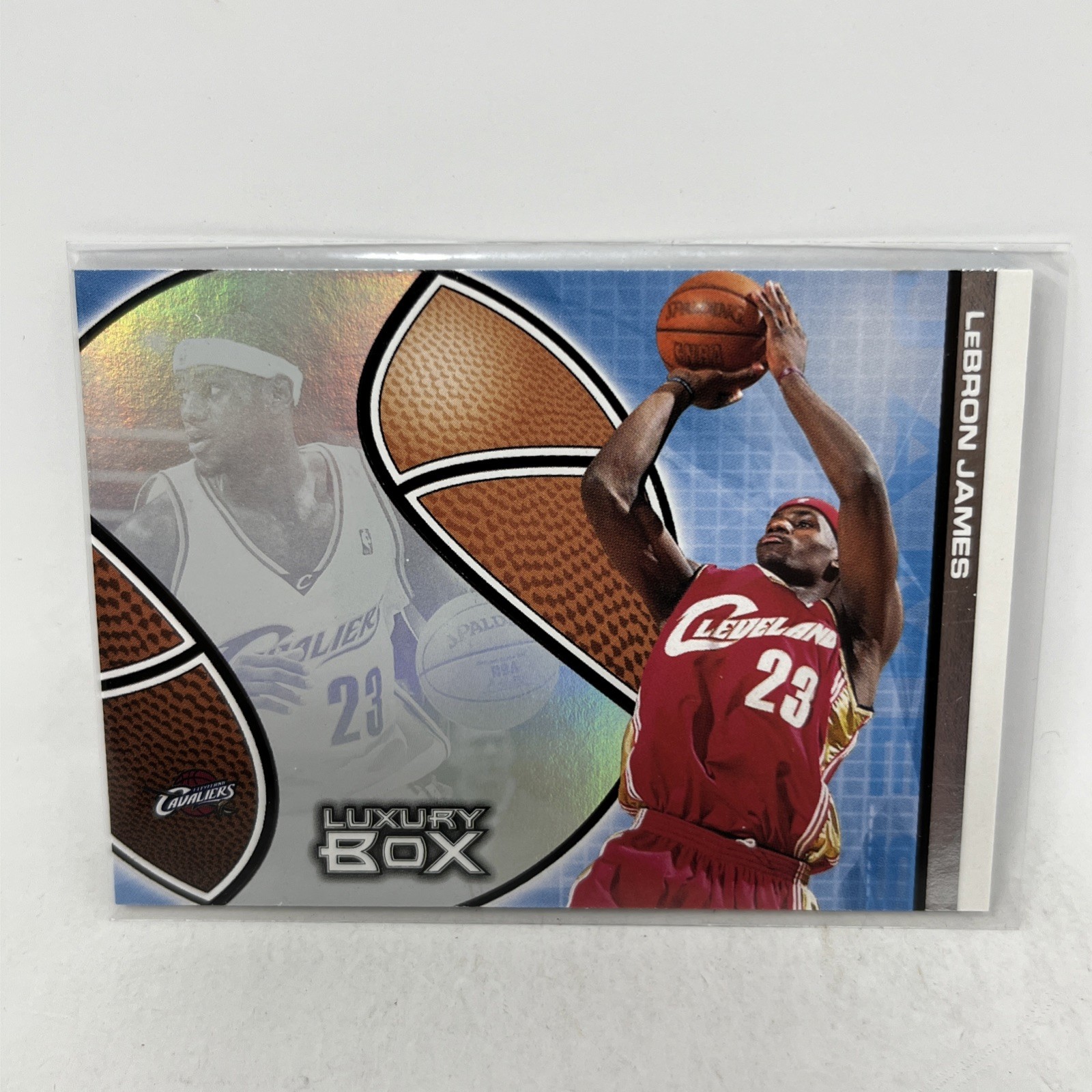 2005 TOPPS LUXURY BOX #23 LeBRON JAMES CAVALIERS 2004-05 3rd Year LBJ 76ers