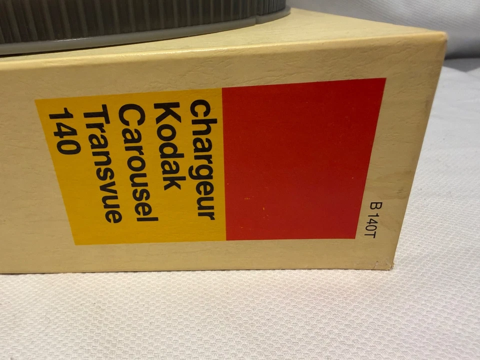 Kodak Carousel Transvue 140 Slide Tray B140T – Vintage with Original Box - Image 2 of 4