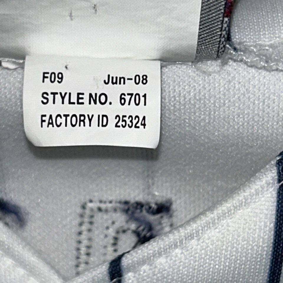 Majestic 2009 New York Yankees World Series #52 CC Sabathia Jersey Youth X Large - Image 3 of 4