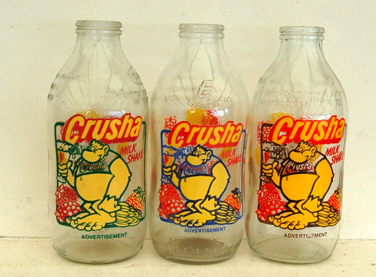 milk bottle : lovely old set of GORILLA 