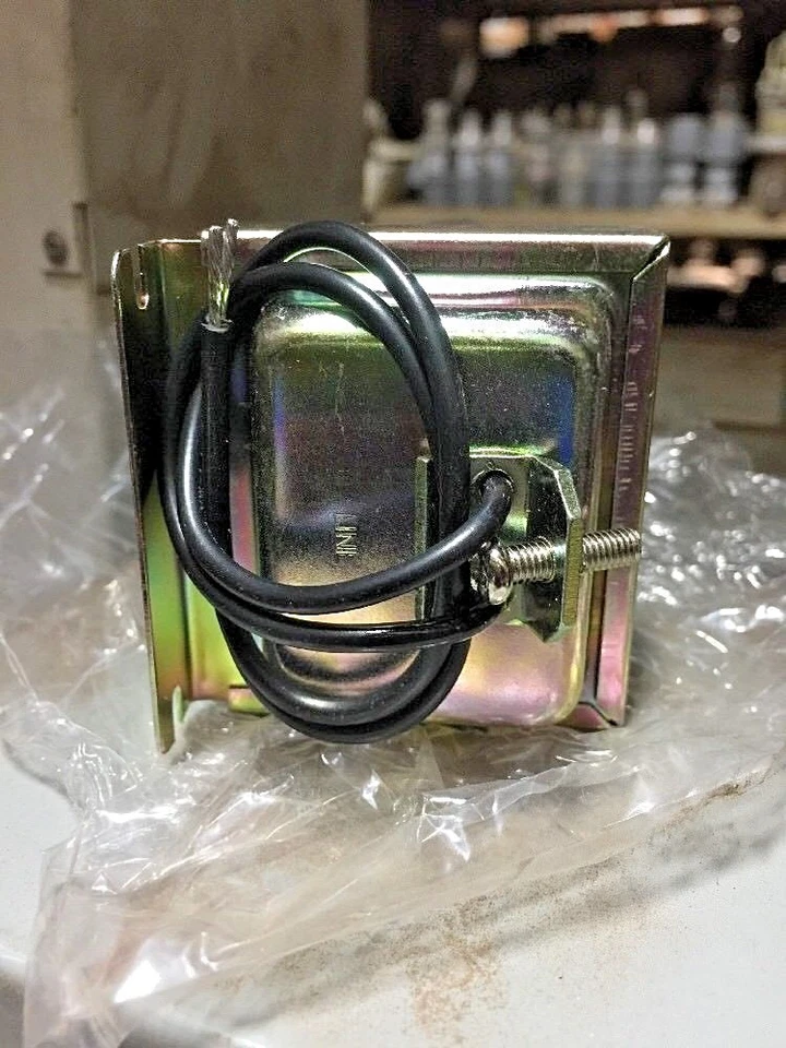 (C) Transformador EAGLE Handi-Mount 285-CAJA Foto 4 de 4