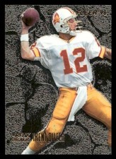 1996 Fleer #7 Trent Dilfer Breakthrough Tampa Bay Buccaneers