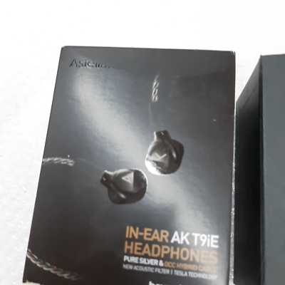 Beyerdynamic AK T9iE High-End In-Ear Monitors with Original