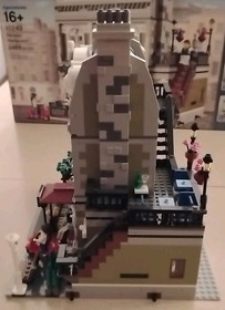 LEGO Creator Expert: Parisian Restaurant (10243) 100% Complete w/ Box And Manual
