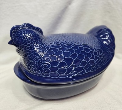 Rare VTG Le Cordon Bleu Paris Cobalt Blue Ceramic Chicken Covered Casserole Dish