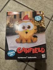 Baby Garfield with Santa Hat Airblown Inflatables Yard Decoration 4.2 ft NEW