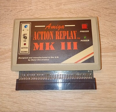 Commodore Amiga Action Replay MK 3 III by Datel Cheat und Assembler Modul Top!