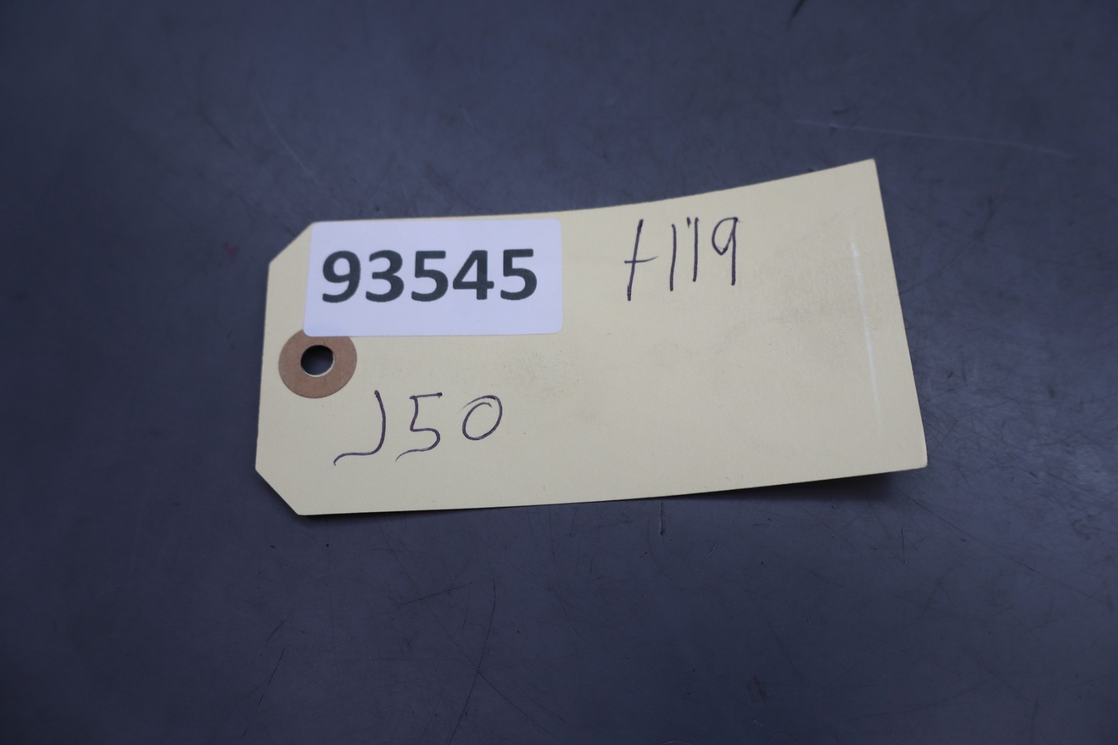Maserati Ghibli 2014-2022 Cover lock P/N 670071565