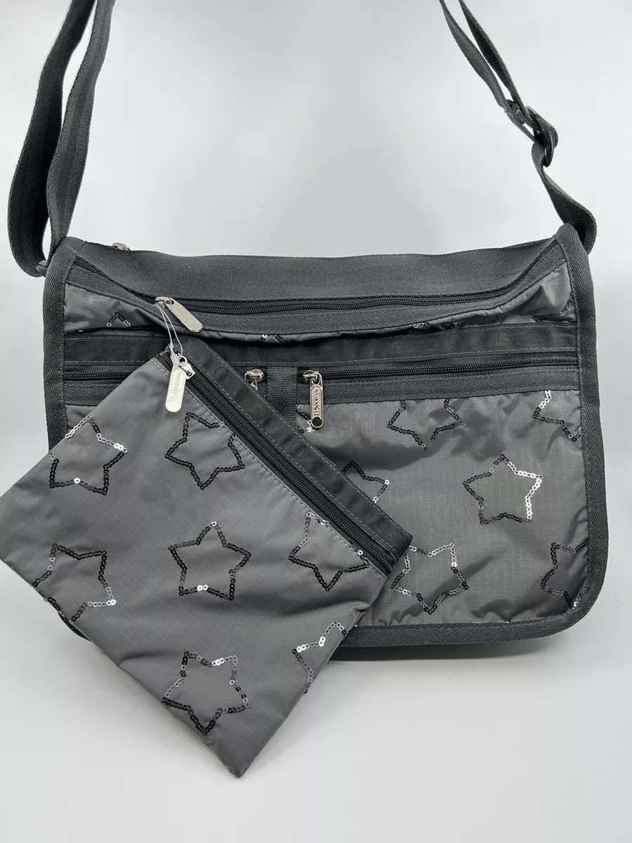 Lesportsac deluxe best sale everyday bag black