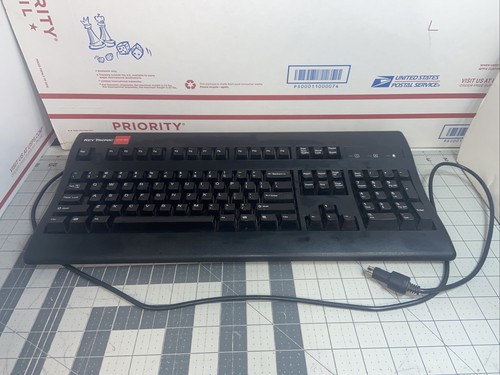 Black Vintage KeyTronic Lifetime LT Designer Wired Keyboard Ps/2 76474