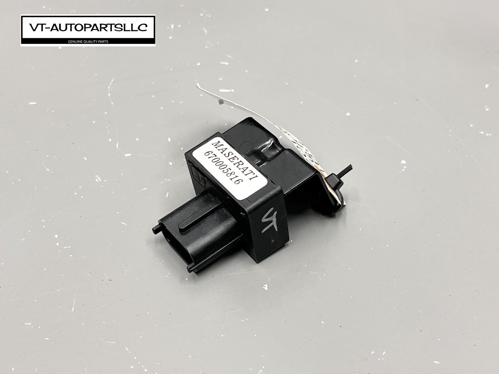 ⭐️2017-2020 MASERATI LEVANTE FRONT RIGHT ACCELERATION SENSOR MODULE UNIT OEM