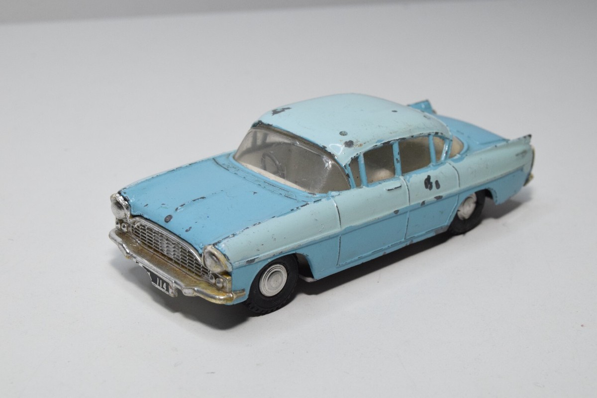 ミニカー SPOT - ON NO.212 DINGHY- VAUXHALL CRESTA B51 1:42 SPOT-ON SPOTON 165 VAUXHALL CRESTA LIGHT BLUE EXC