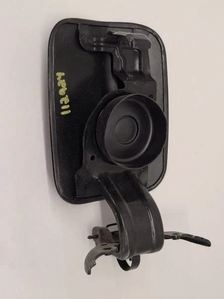 2011-2019 DODGE CHARGER Fuel Filler Door Black 68040389AE Foto 4 de 4