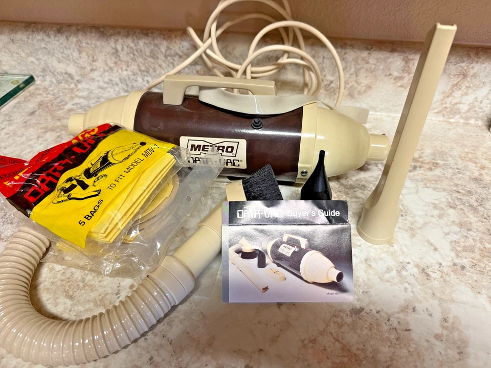 Soplador de aspiradora Metro Data Vac modelo VM con todos los accesorios: funciona Foto 2 de 3