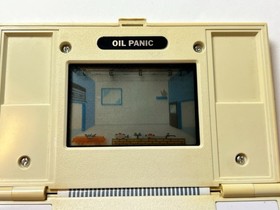 NINTENDO GAME AND & WATCH Oil Panic Multi Screen 1982 Direct From Japan