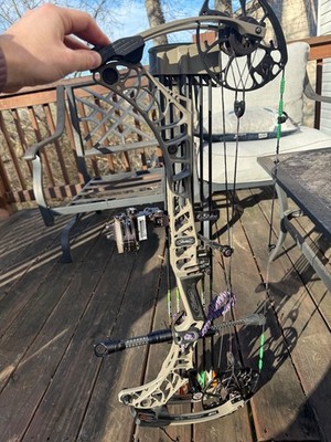 MATHEWS V3X  BOW 29 | option 6s sight | ultrarest integrate mx | FULLY LOADED