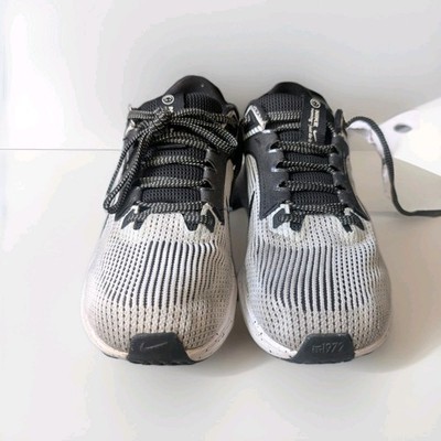 Nike Air Zoom Pegasus 40 Black White Gray Women s Low Tops, excellent condition 