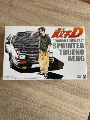 Aoshima 1/24 Initial D Takumi Fujiwara Sprinter Trueno AE86 Modelbausatz NEU