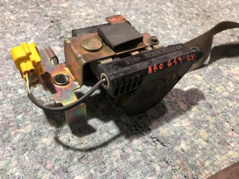 01 02 Ford F350 Super Duty Usado Derecha Derecha CABINA REGULAR Conjunto Cinturón Seguridad Foto 4 de 4