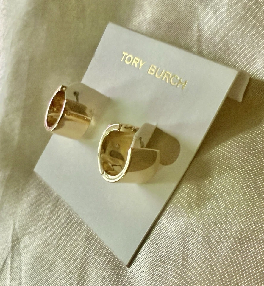 Pendientes de aro Tory Burch Icono dorado Huggie nuevos con etiquetas Foto 4 de 4