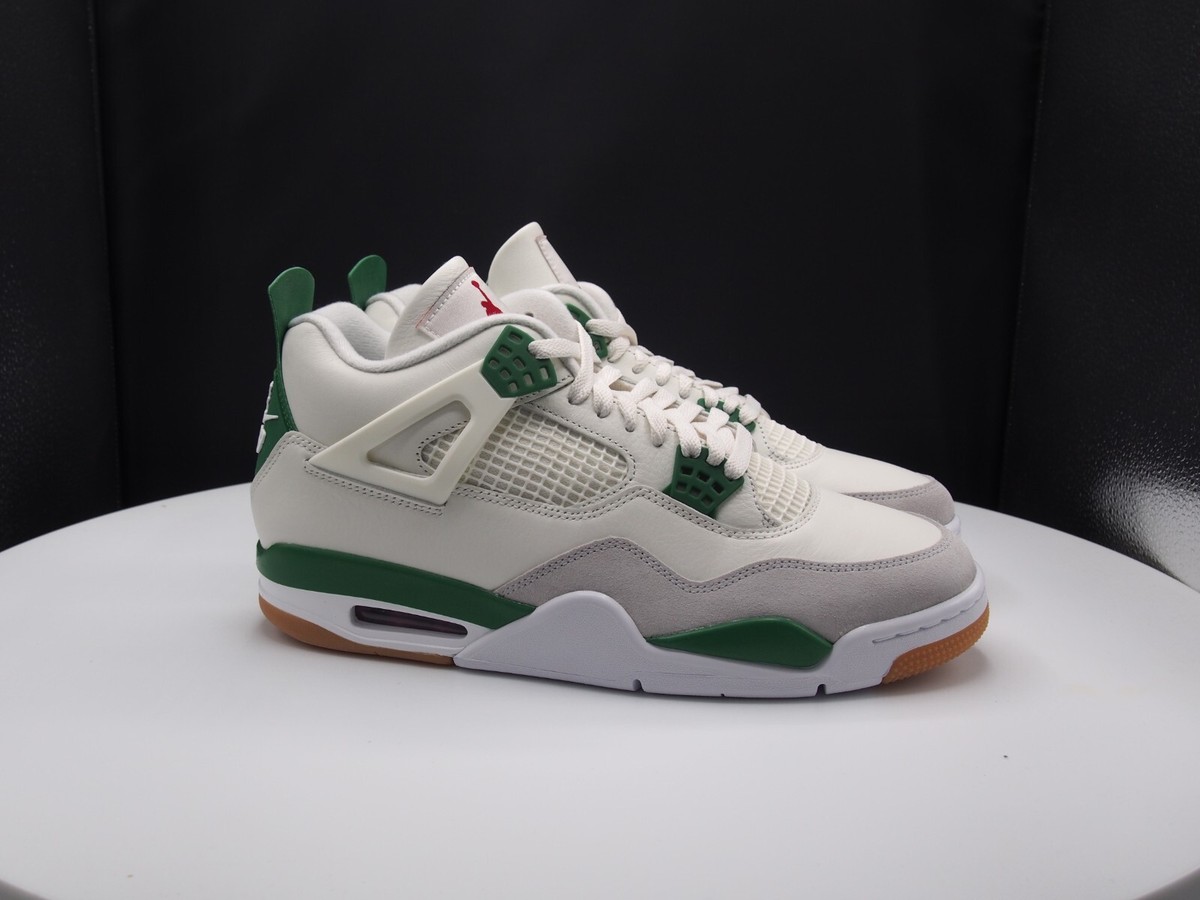 Nike SB x Air Jordan 4 Retro SP 