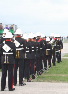 Foto 6x4 Warten auf ihre Reihe Helston die Band der Royal Marines Prepa c2010