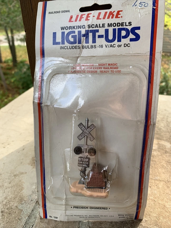 HO Scale Life-Like Light-Ups Railroad Signal No. 1207 NEW - Image 3 of 4