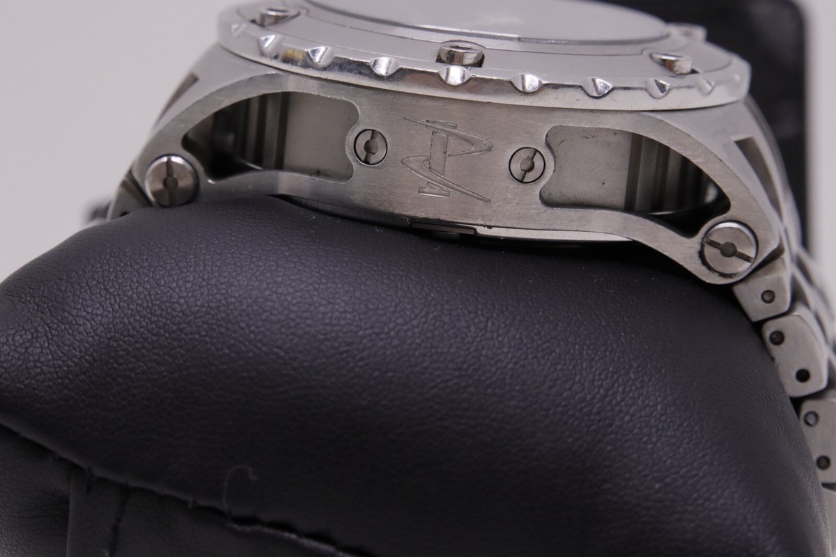 Invicta 1564 Reserve 52mm Specialty Subaqua Swiss Made Quartz