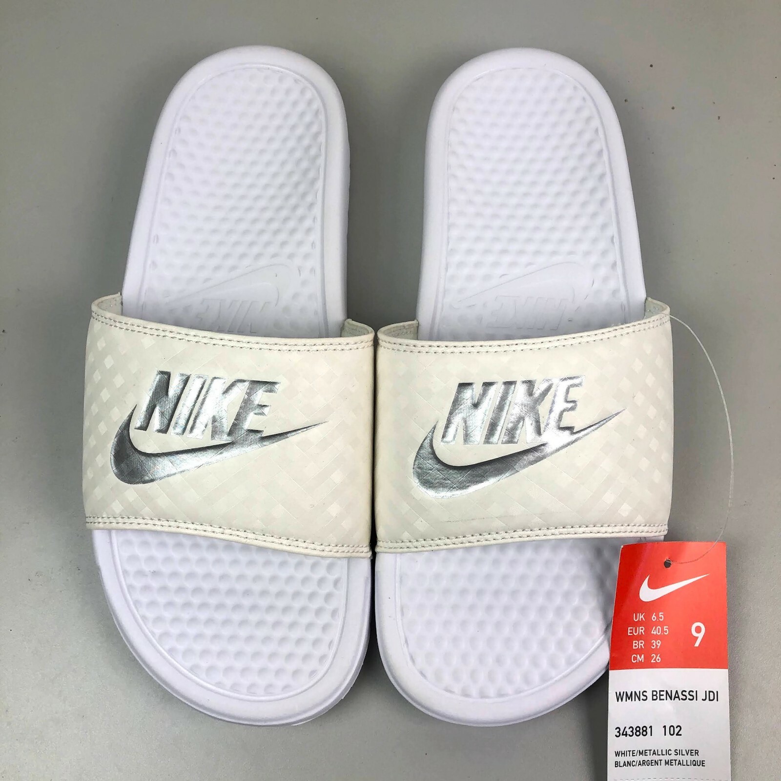 size 9 nike slides