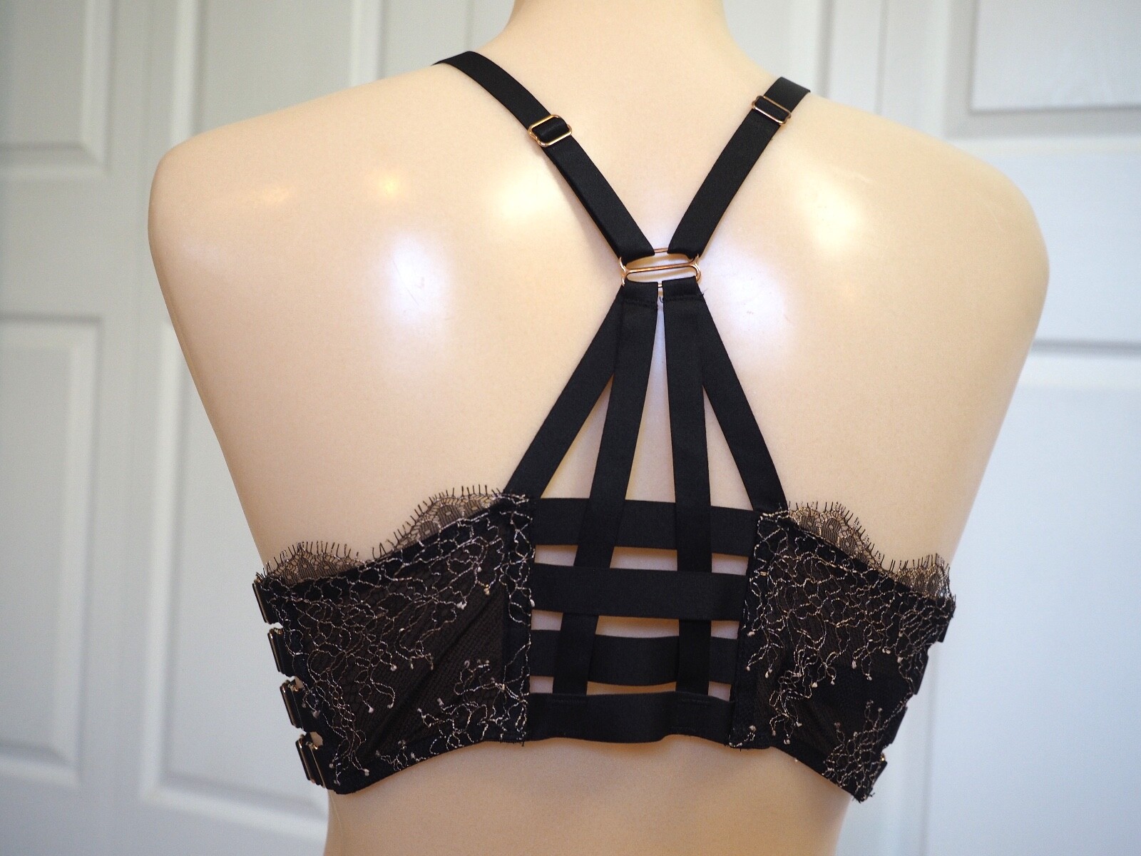 VICTORIAS SECRET Very Sexy BRA STRAPPY CAGE Harness B… Gem