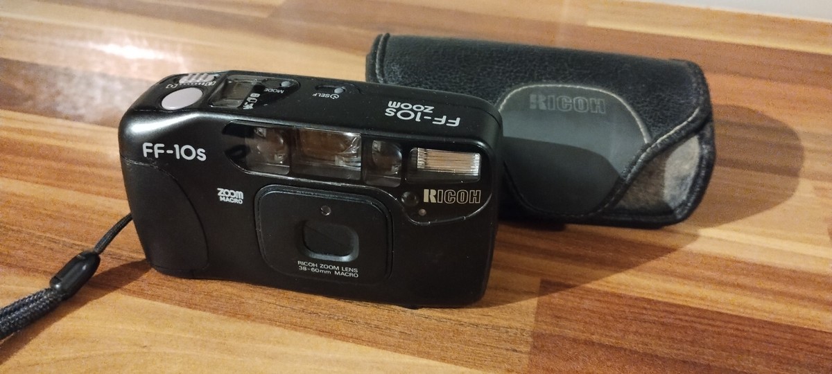 Ricoh FF-10S Zoom Macro 35mm Compact Point Shoot Film Camera