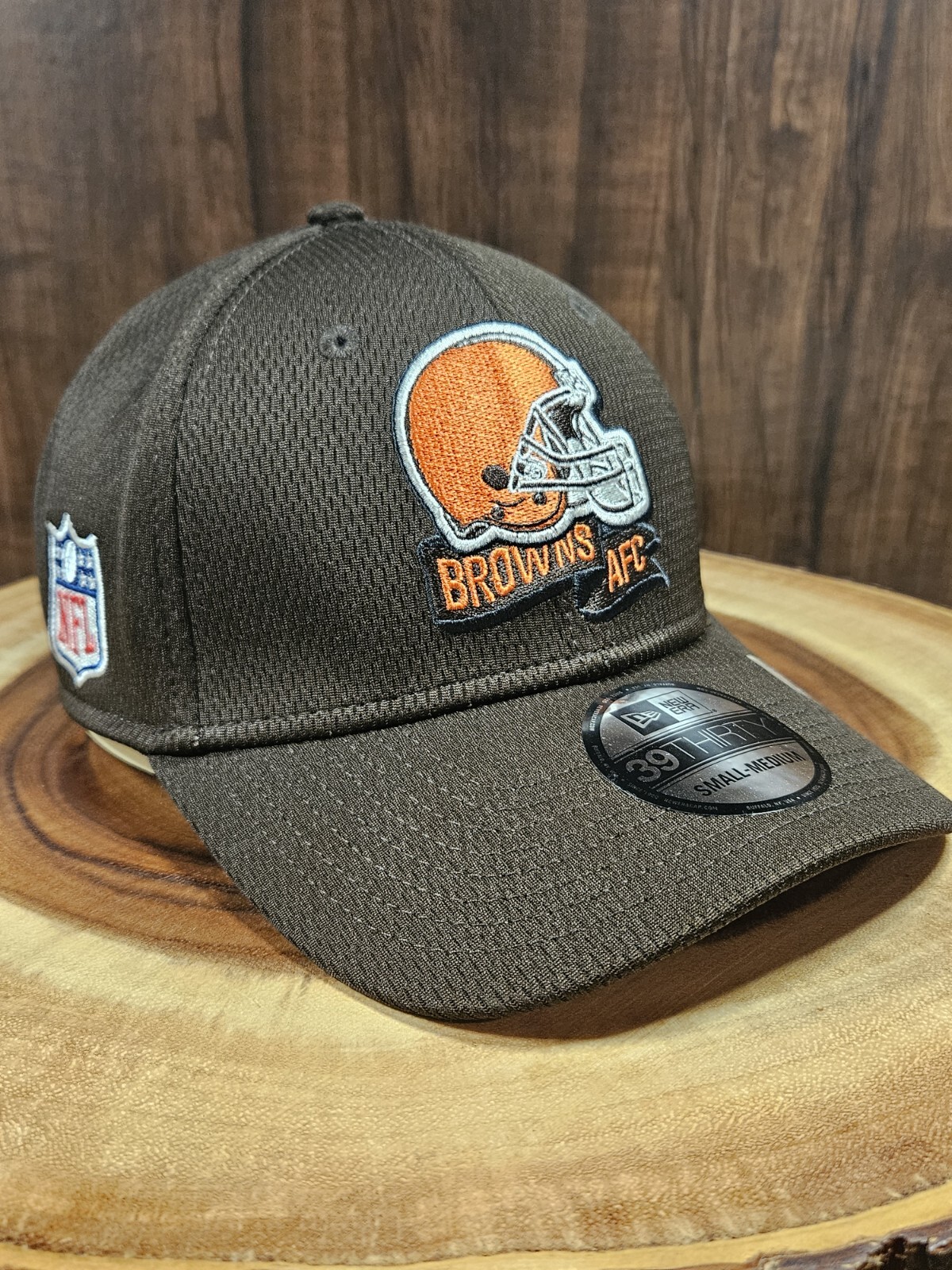 Cleveland Browns New Era 39Thirty Stretchfit Hat Cap Size S/M NFL Dawg Pound
