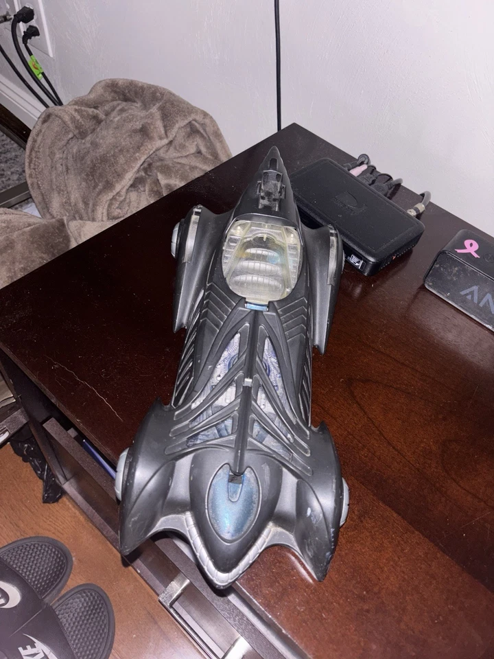 Batimóvil DC Vintage 1995 de Tonka & Hasbro Corporation Foto 2 de 4