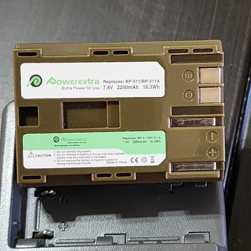 Canon EOS 5D (Classic) Digital SLR Camera - Black (0296B002) - Image 4 of 4