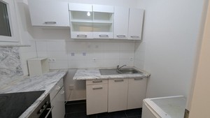 Küchenzeile mit Kühlschrank Ohne Herd & Offen. Siehe Bilder .Ohne GARANTIE.300€