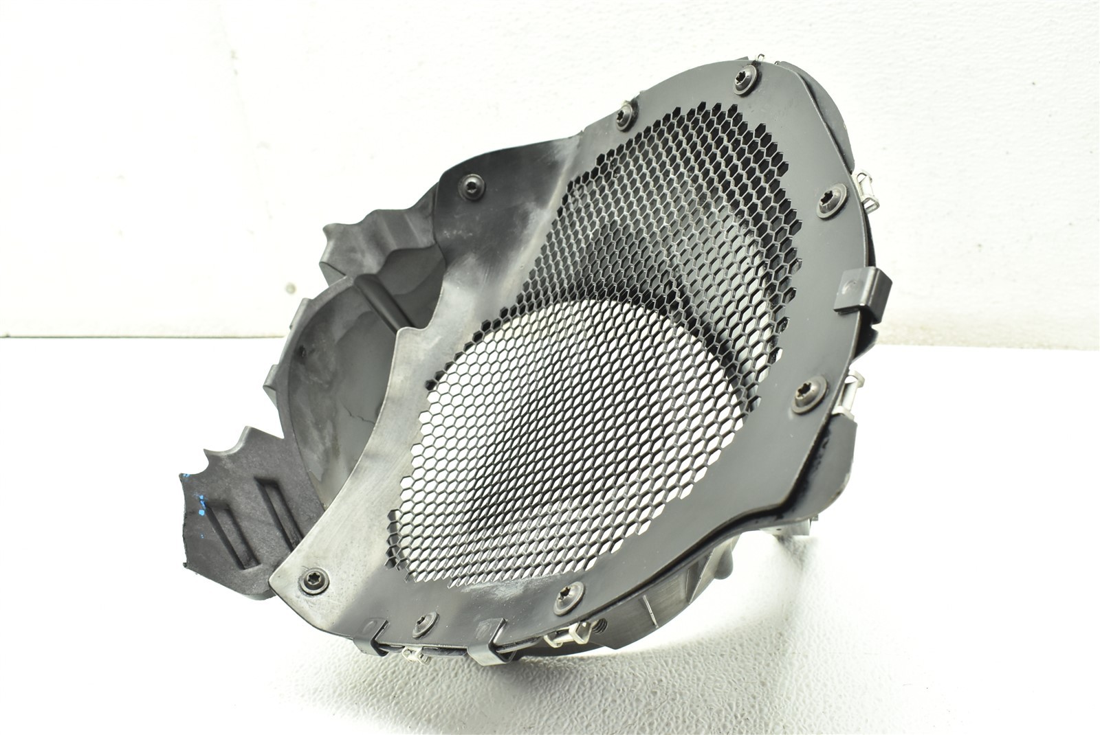 McLaren 570s Right Cooling Shroud Support 13A6973CP