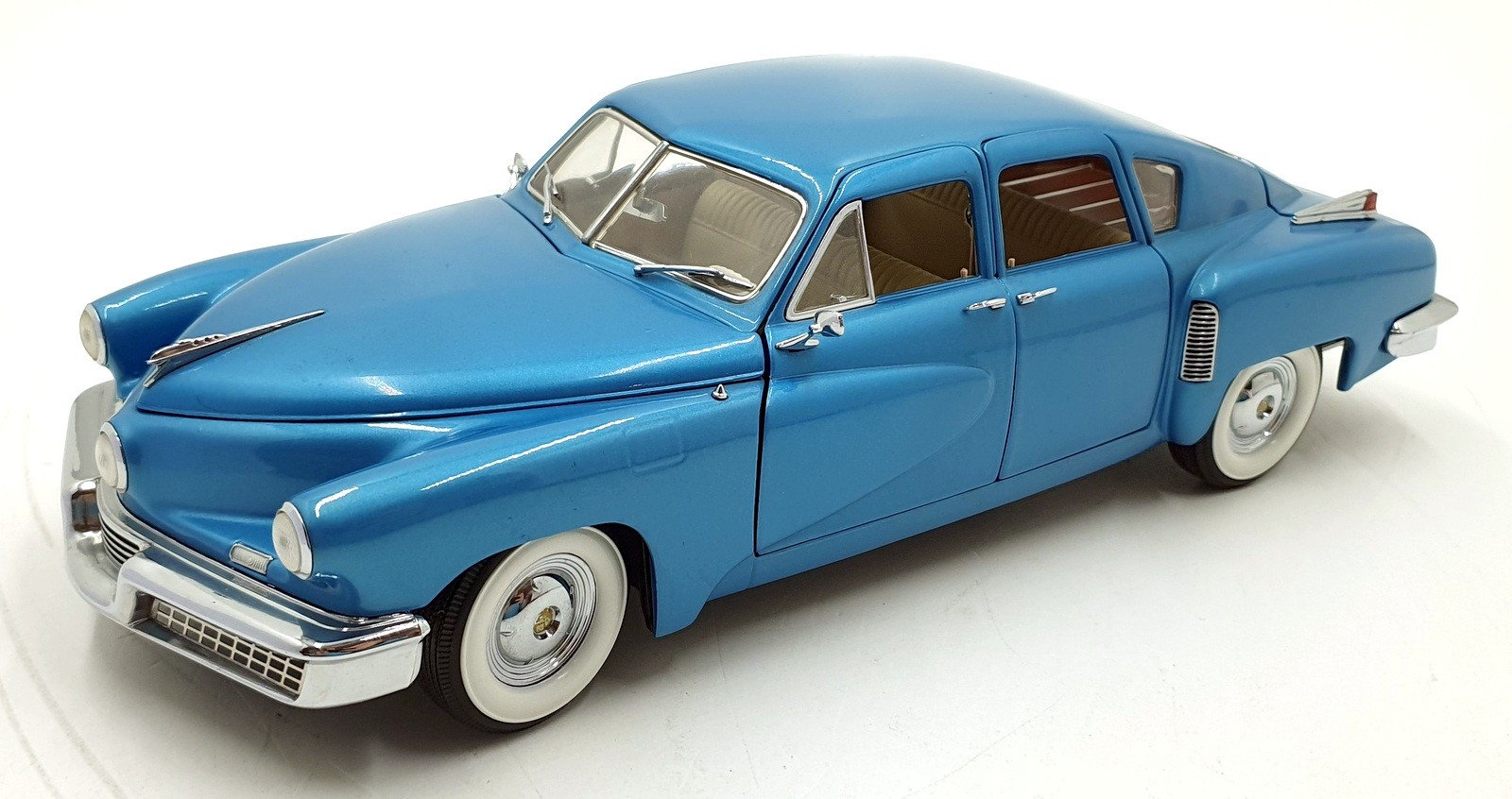 Kyosho Tucker Torpedo 1948 1:18 08201B