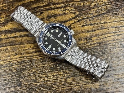 Seiko schwarze Herrenuhr - SKX007 gebraucht Automatik Ersatzteile/Reparatur/Teileprojekt