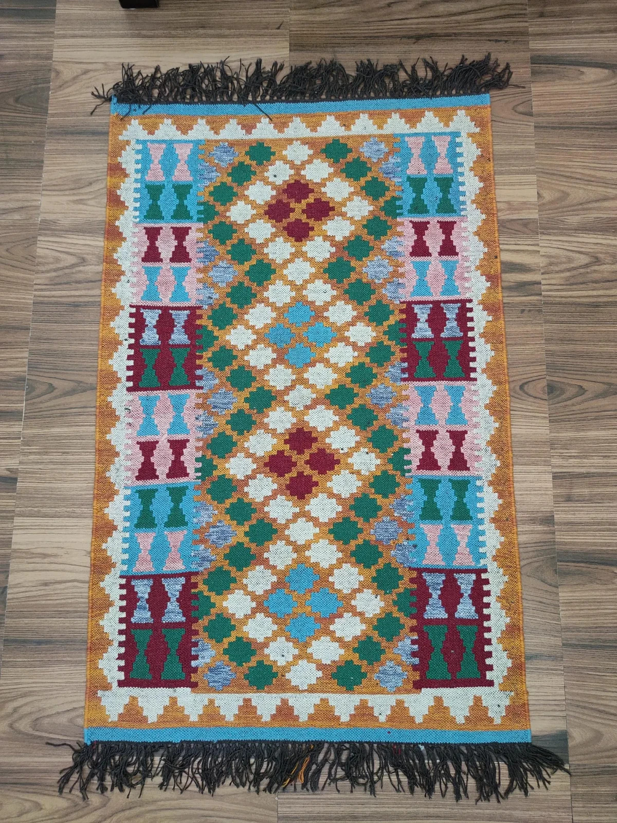 Geometric Design Wool Kilim Dhurrie Rug Color Multicolor Handmade Carpet Rug