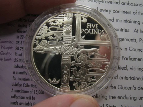 BULLION - 2002 Metric 1oz Capsuled Silver Proof Coin Head Of State & COA