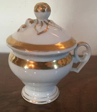 Antique 19th c. Old Paris Porcelain Pot de Creme Syllabub Cup Cover White & Gold