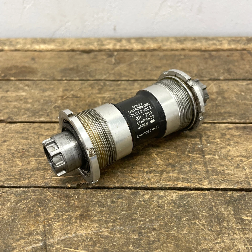 Vintage Shimano Dura Ace BB-7700 Bottom Bracket 109.5 Octalink V1 68 English A3 - Image 4 of 4