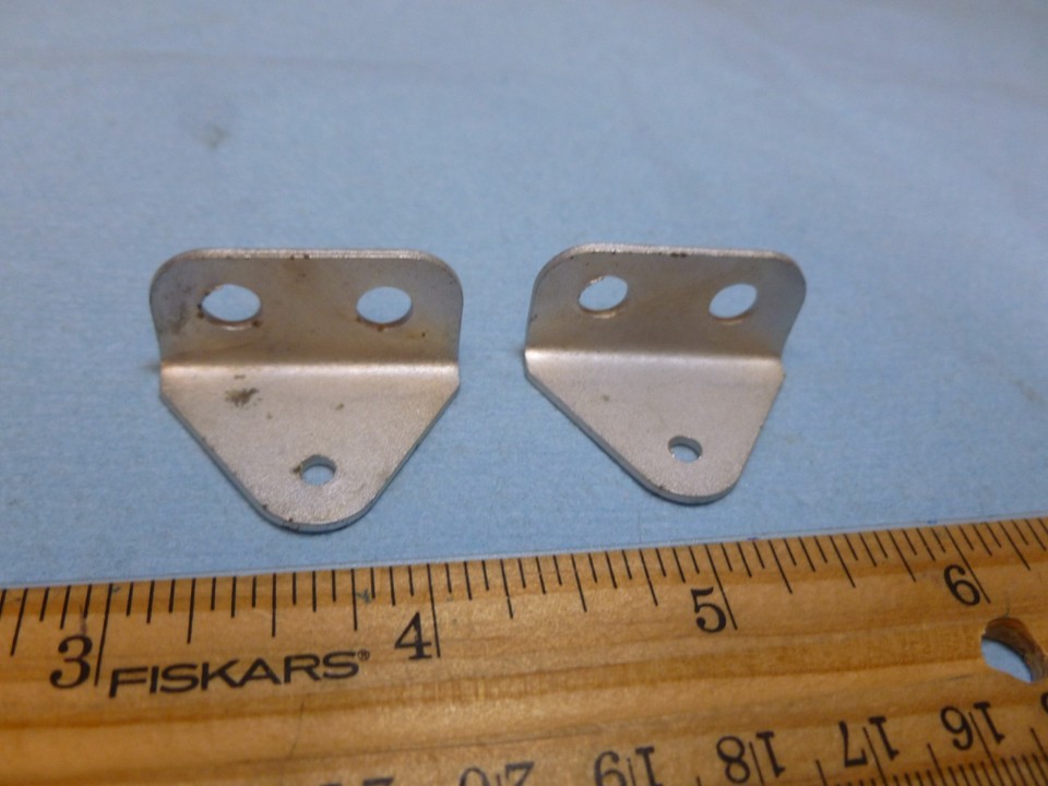 Cessna 177 & 177RG Lot of 2 BRACKETS, DOOR STOP ARM 1713092-1
