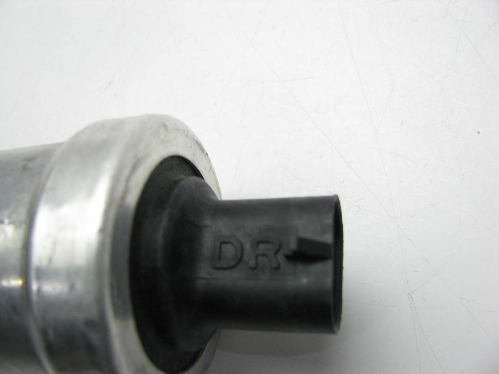 NEW - OUT OF BOX - OEM GM 25007345 Manual Transmission Vehicle 