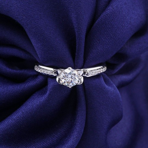 2Ct Round Cut Simulated Diamond Solitaire & Accent Ring 14K White Gold Plated - Bild 3 von 4